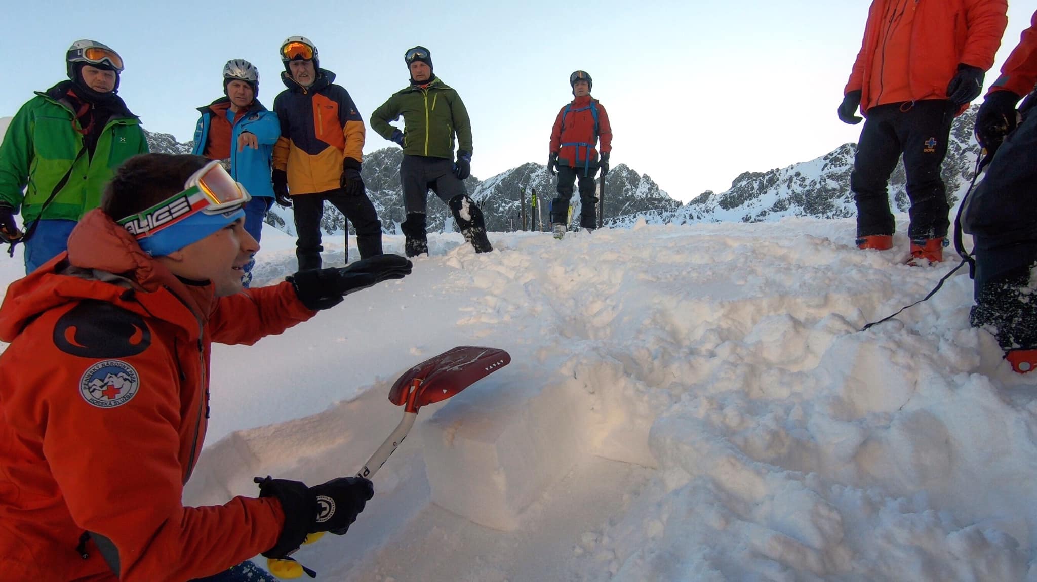 87060317_2637050109727526_3383980839615332352_o