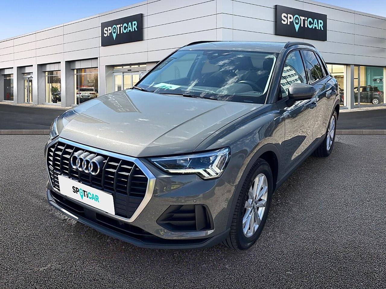AUDI AUDI Q3 Gebrauchtwagen silber Benzin
