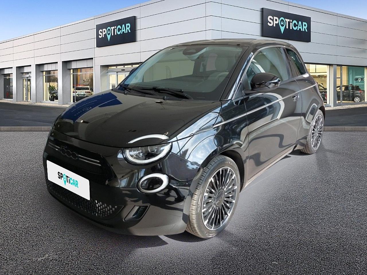 FIAT FIAT 500 E Gebrauchtwagen Onyx Black Elektro