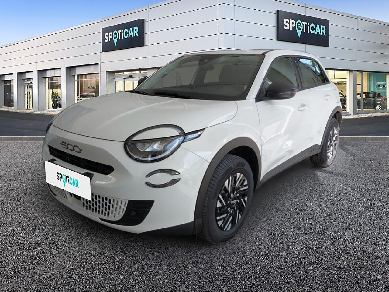 FIAT FIAT 600 Gebrauchtwagen WEISS Hybrid Elektro/Benzin