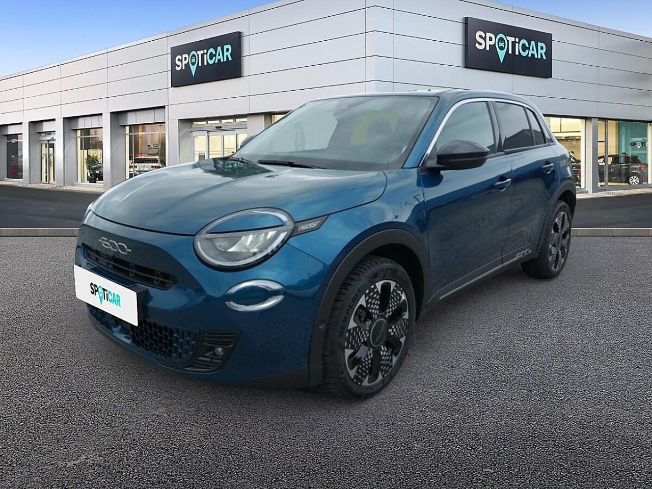 FIAT FIAT 600E Gebraucht BLAU Elektro