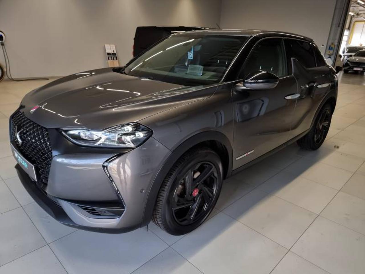 DS DS DS 3 CROSSBACK Occasion grijs benzine 2021