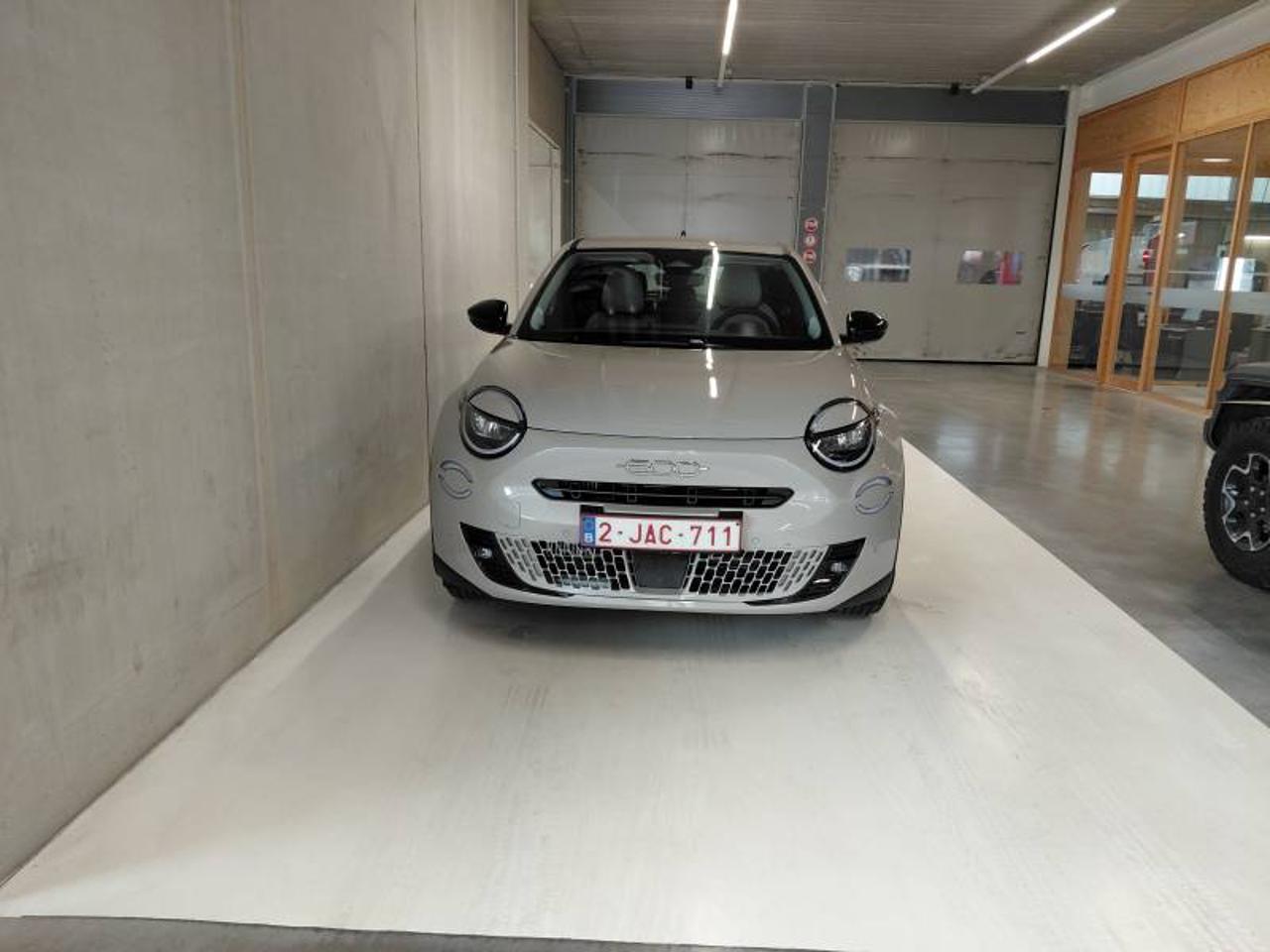 FIAT FIAT 600 Occasion beige benzine 2025