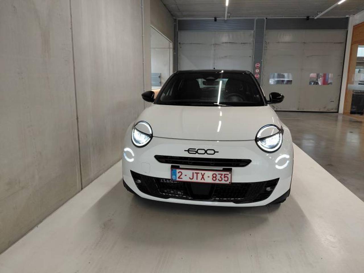 FIAT FIAT 600 Occasion wit benzine 2026