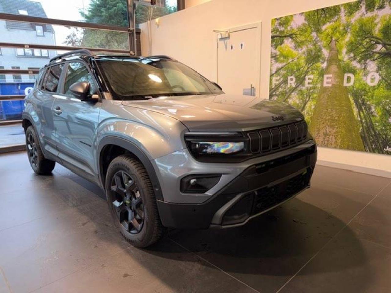 JEEP JEEP AVENGER Occasion gris essence 2025