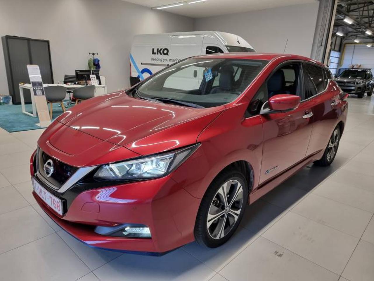 NISSAN NISSAN LEAF Occasion rood elektrisch 2020