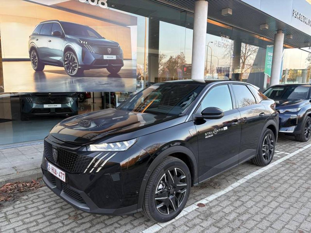 PEUGEOT PEUGEOT 3008 Occasie zwart benzine 2025