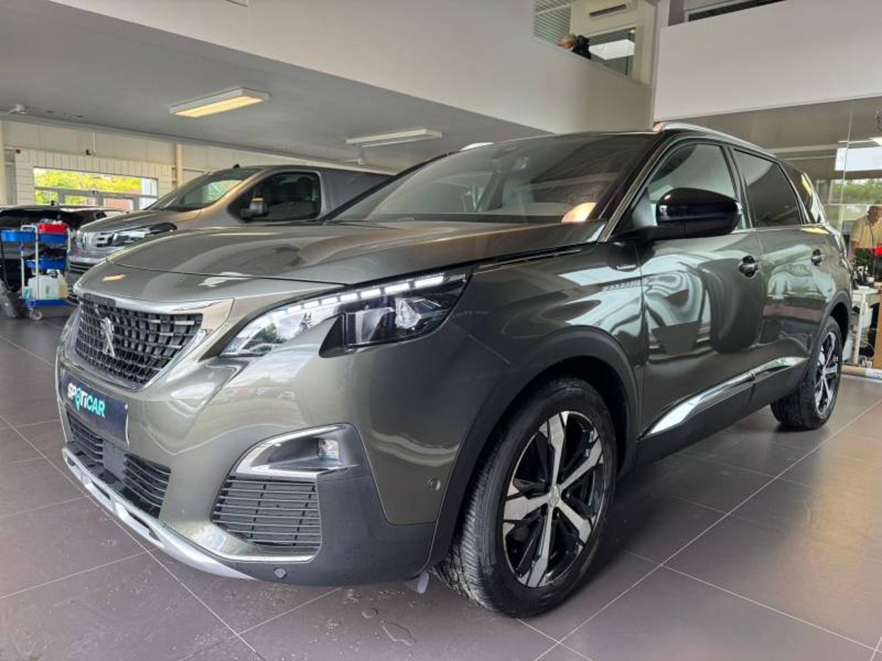 PEUGEOT PEUGEOT 5008 Occasion vert essence 2019