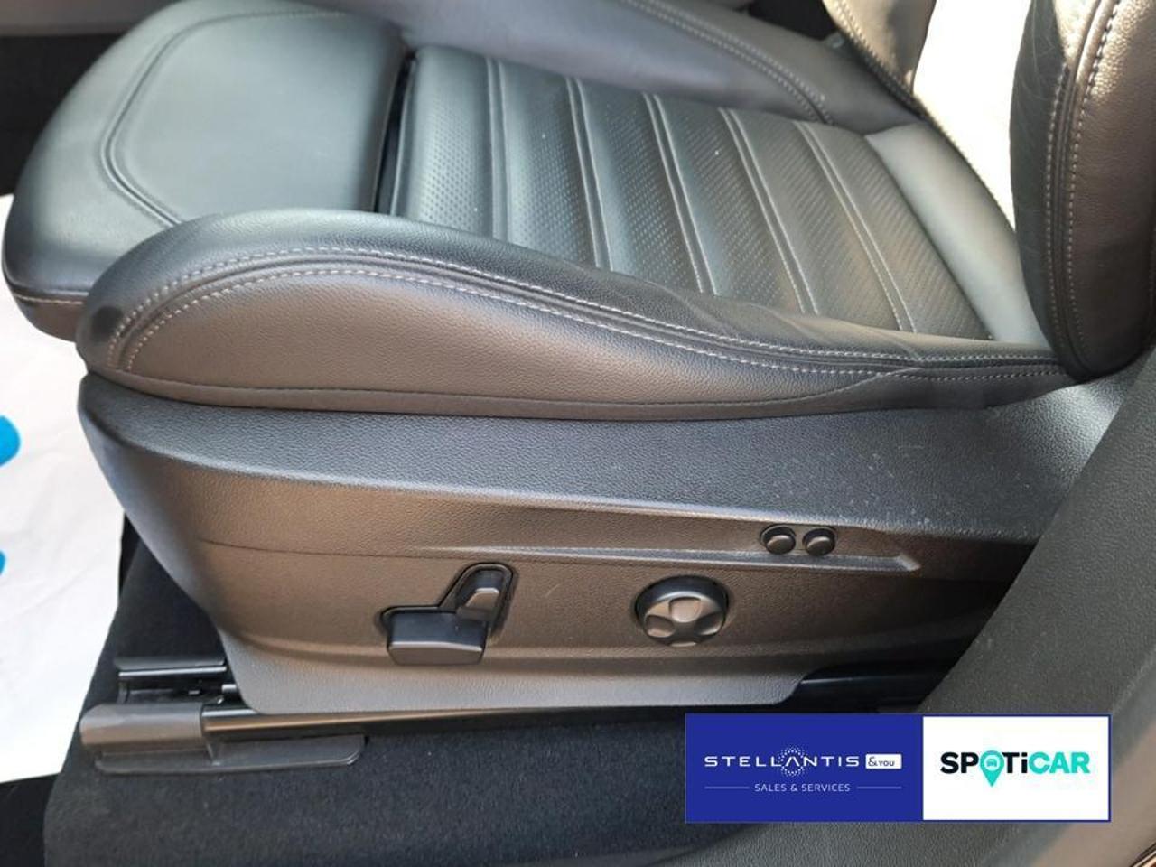 ALFA ROMEO ALFA ROMEO STELVIO Gebrauchtwagen schwarz Benzin