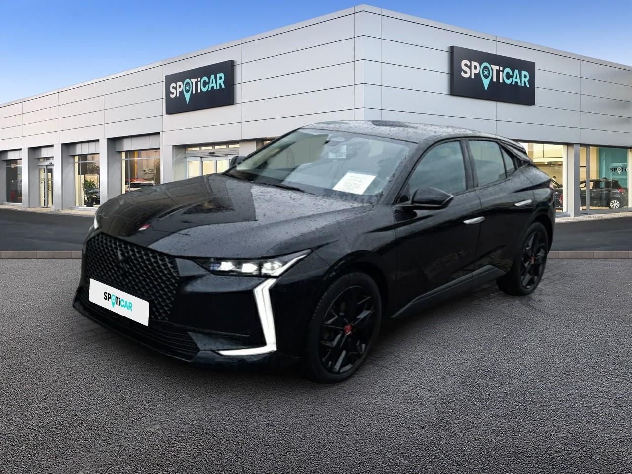 DS DS DS 4 Gebrauchtwagen Schwarz Superbenzin 2023