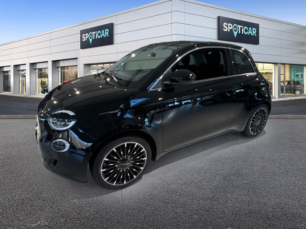 FIAT FIAT 500 E Gebrauchtwagen schwarz Elektro