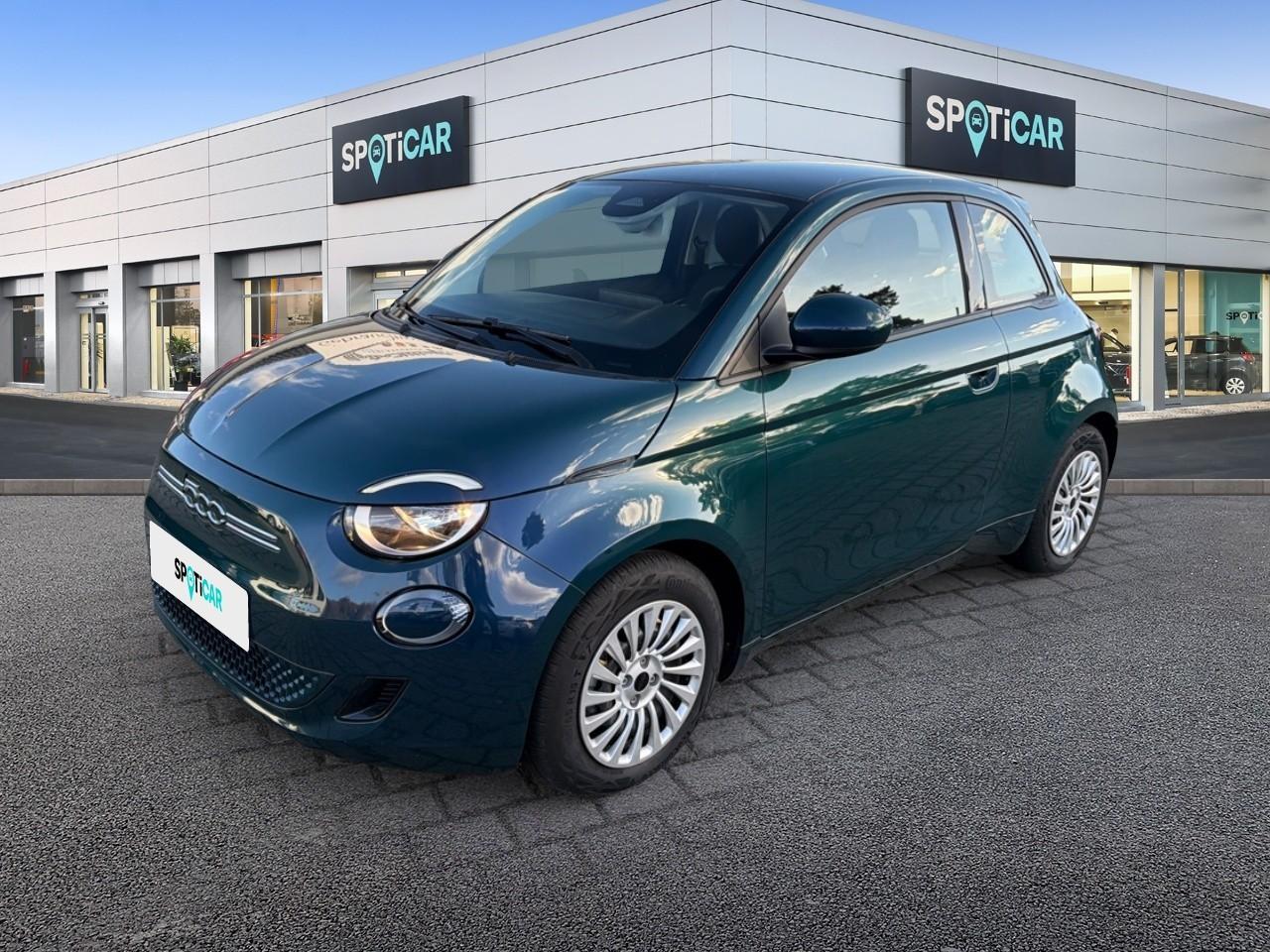 FIAT FIAT 500 E Gebrauchtwagen grün Elektro