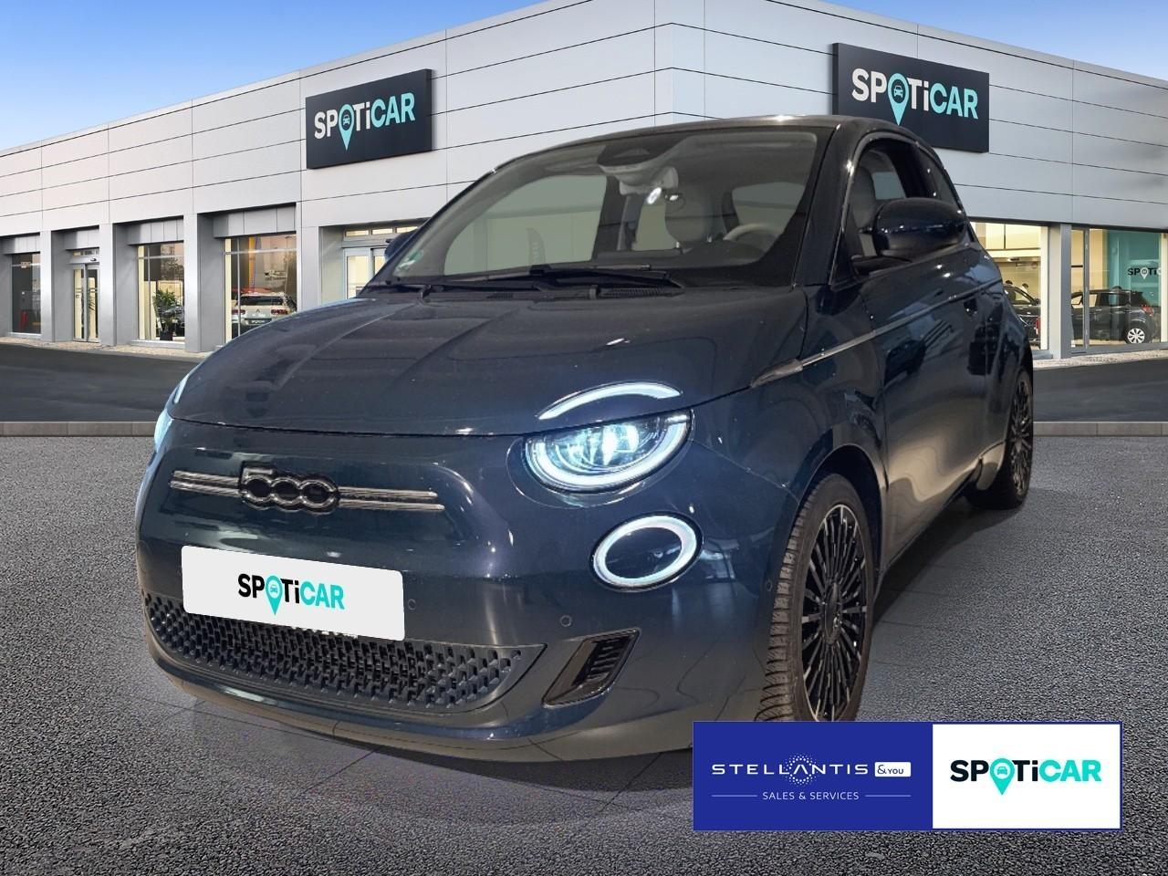FIAT FIAT 500 E Gebrauchtwagen grün Elektro