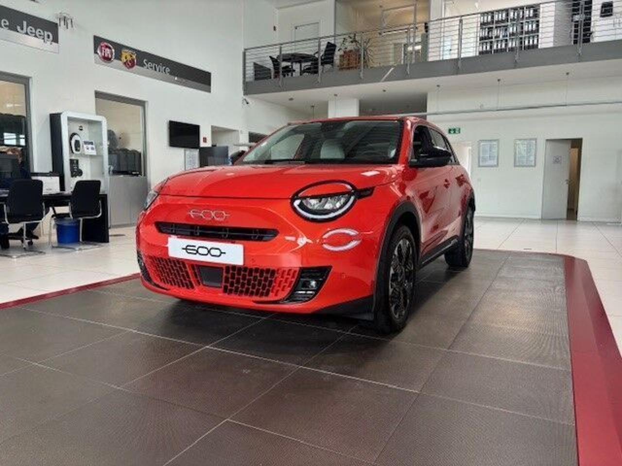 FIAT FIAT 600E Gebrauchtwagen orange Elektro