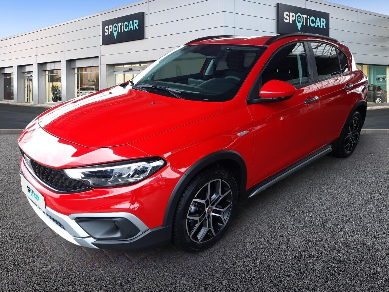 FIAT FIAT TIPO Gebrauchtwagen Rot Superbenzin 2024