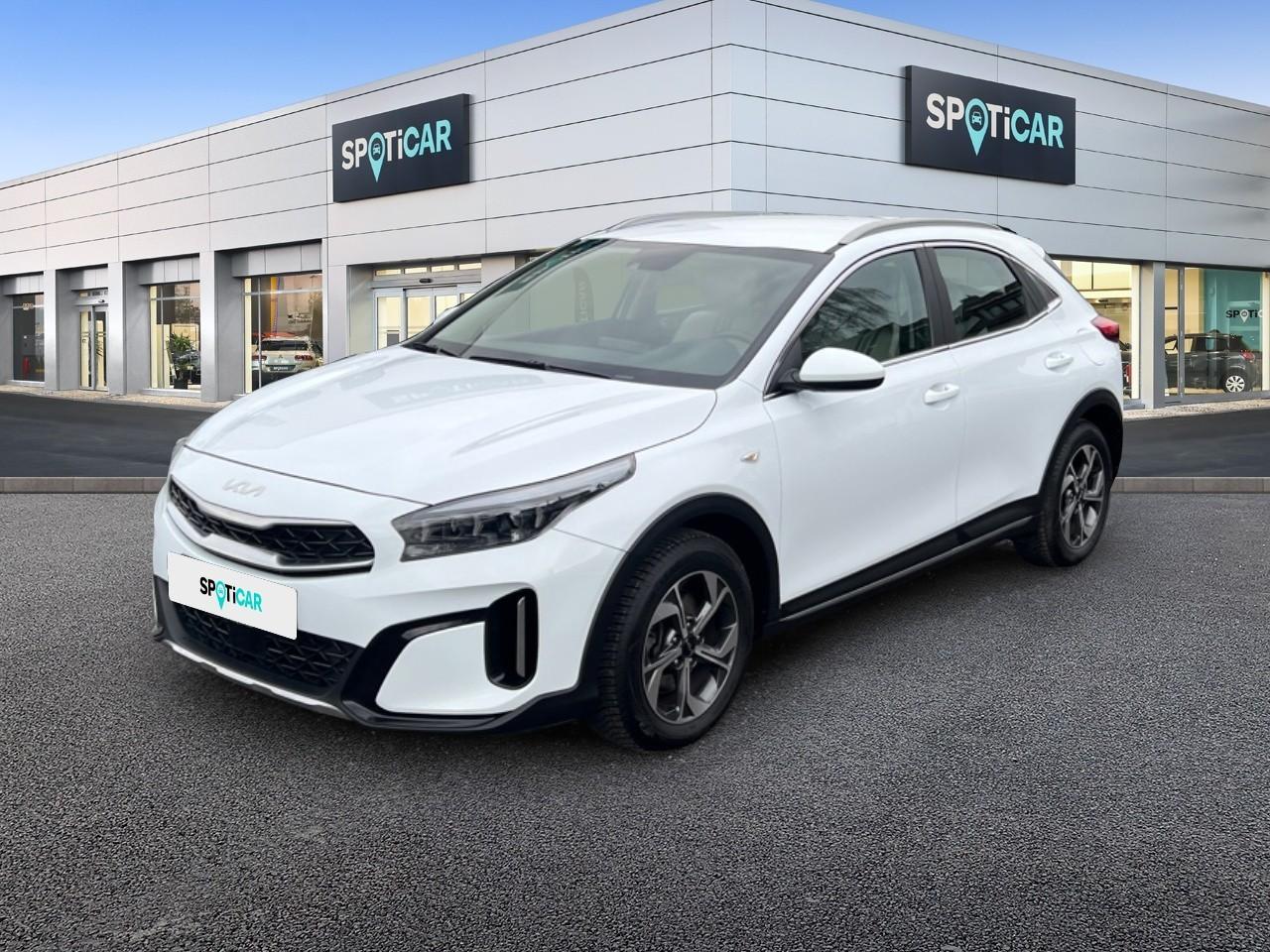 KIA KIA XCeed Gebrauchtwagen Weiß Superbenzin 2023