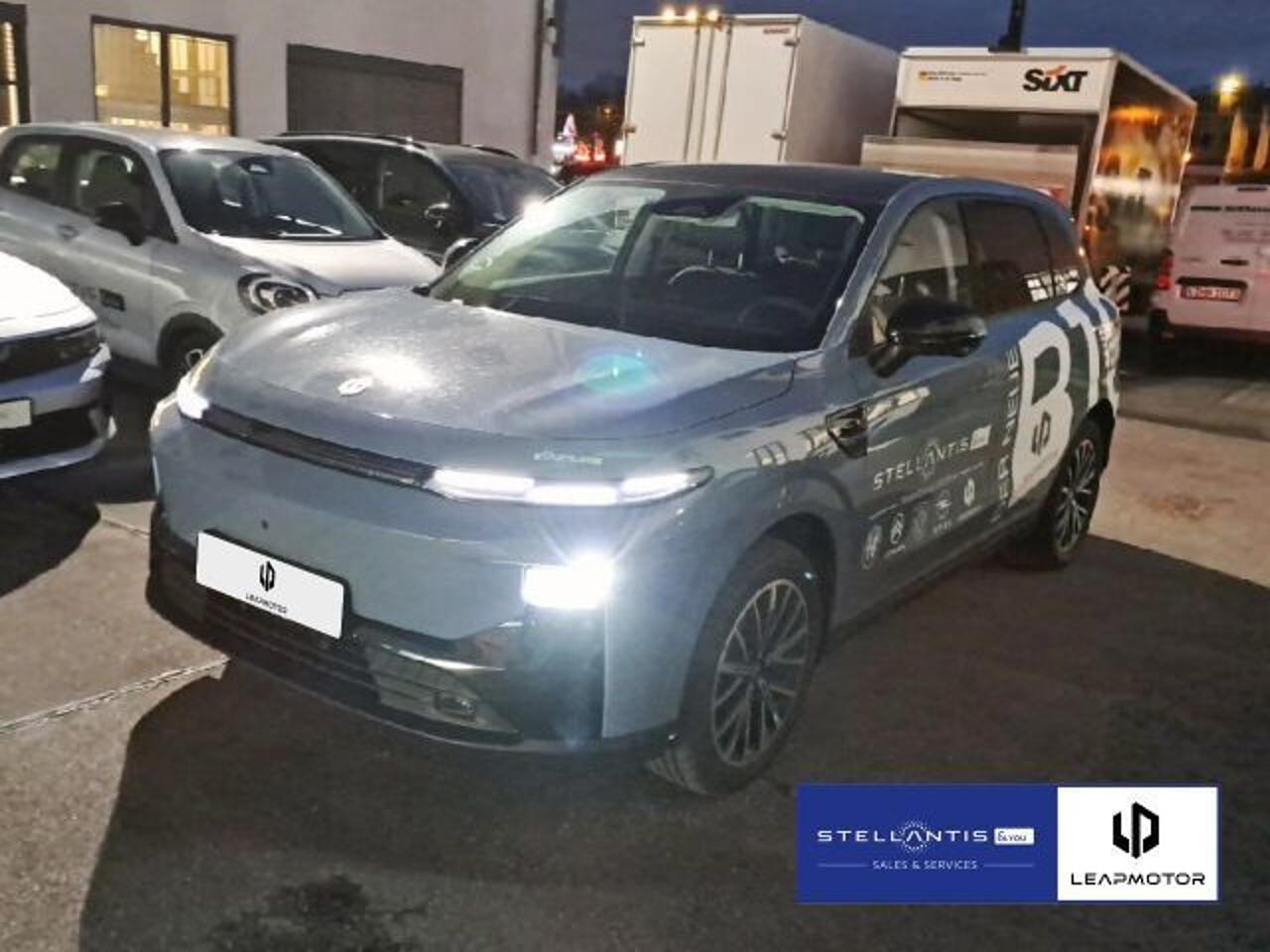 LEAPMOTOR LEAPMOTOR B10 Gebrauchtwagen blau Elektro