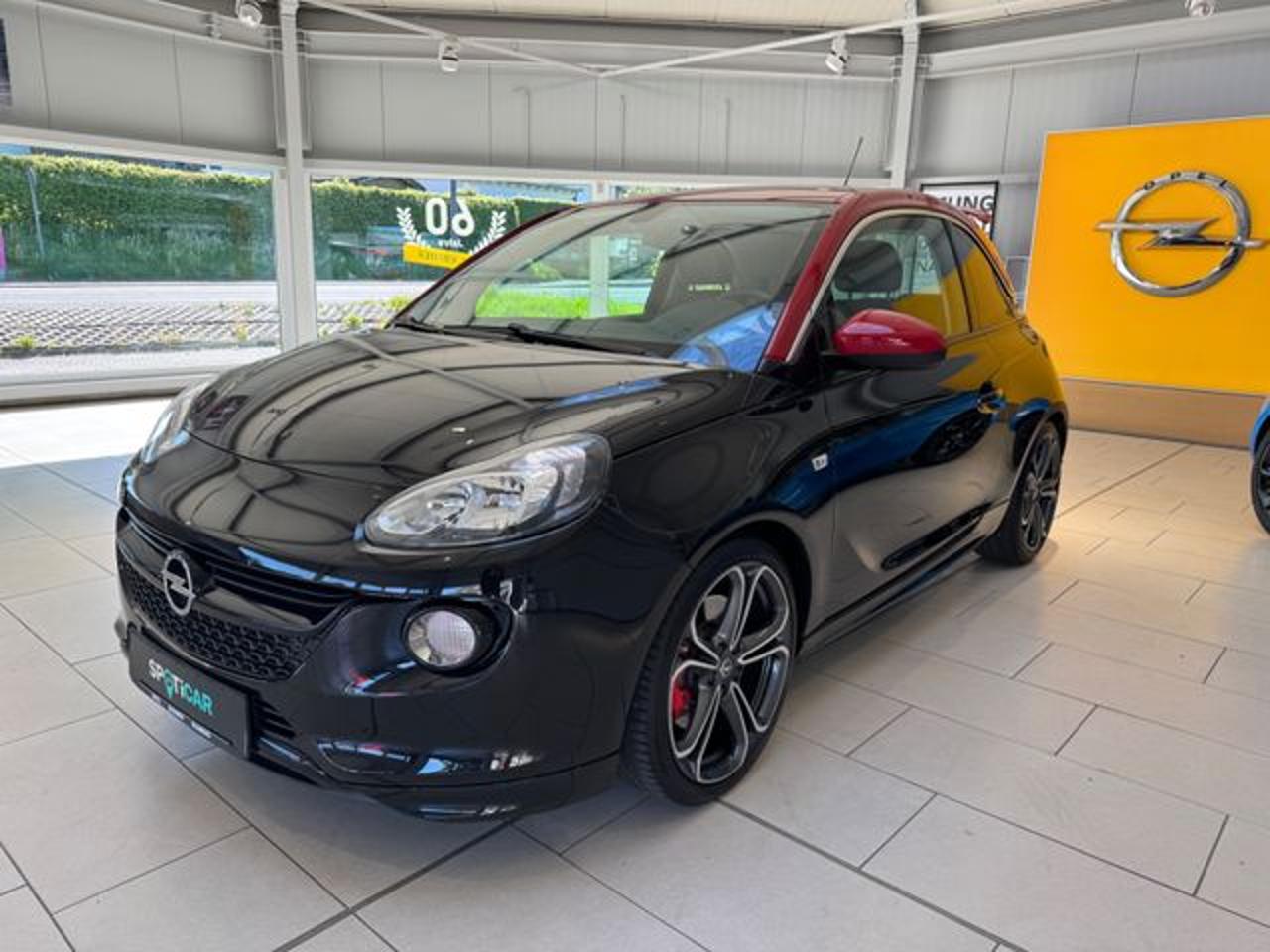Opel Adam 
