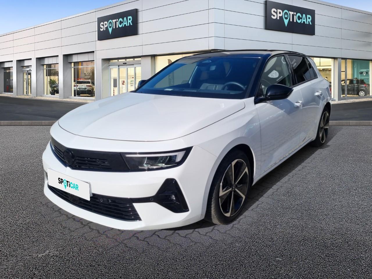 OPEL OPEL ASTRA Gebrauchtwagen weiß Benzin
