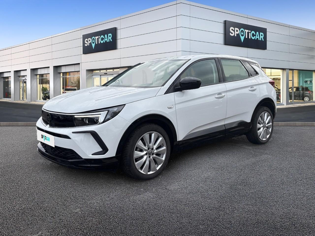 OPEL OPEL GRANDLAND Gebrauchtwagen Weiß MILD-HYBRID-PETROL 2024