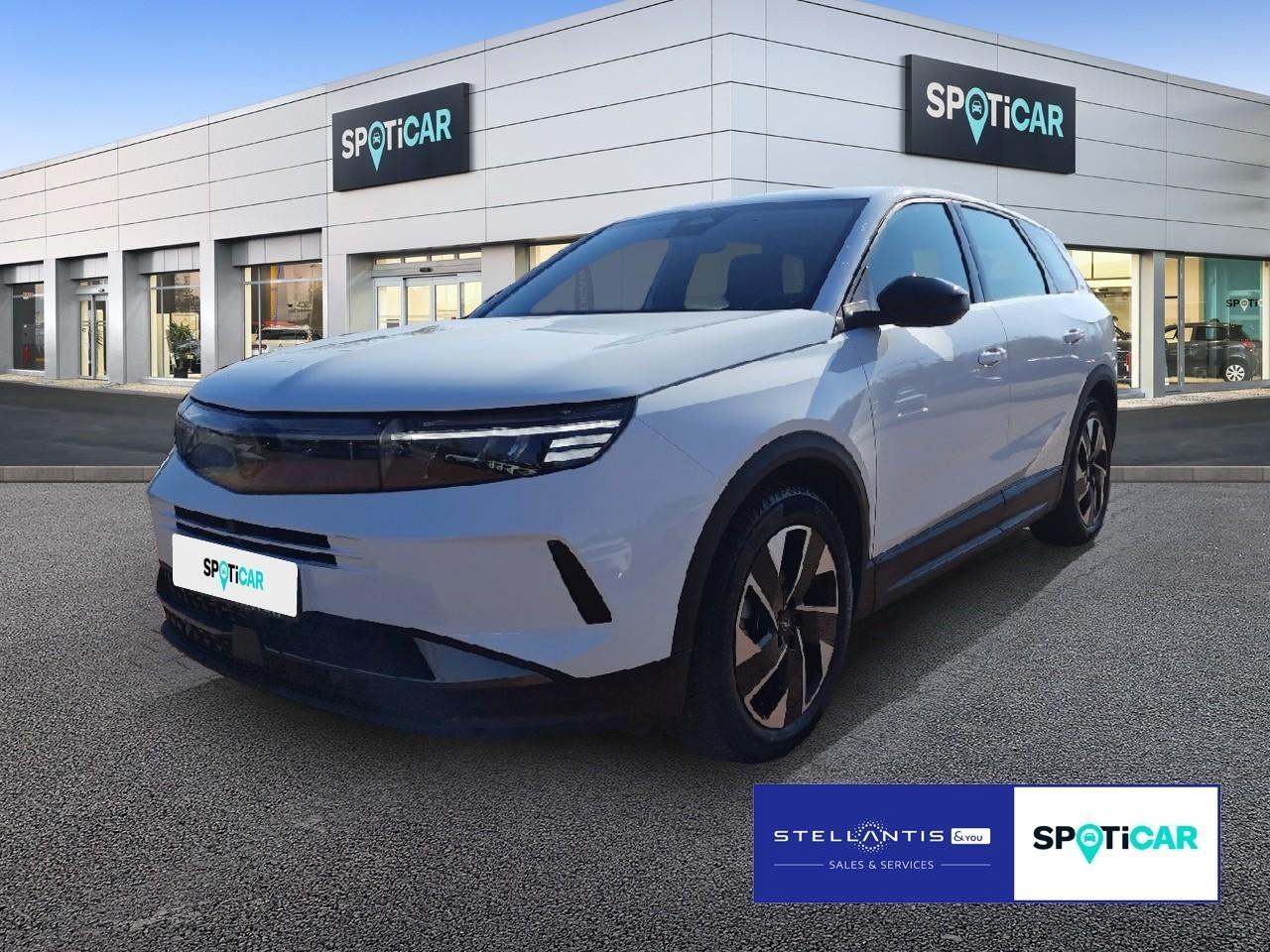 OPEL OPEL GRANDLAND Gebrauchtwagen weiß Benzin