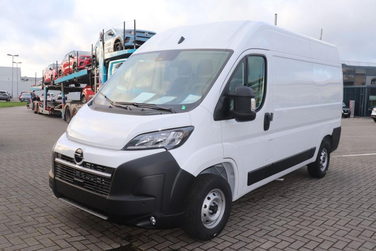 Opel Movano 