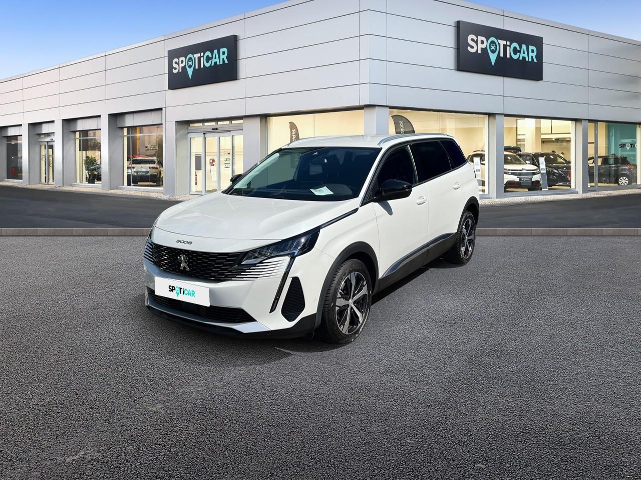 PEUGEOT PEUGEOT 5008 Gebrauchtwagen Weiß Superbenzin 2023