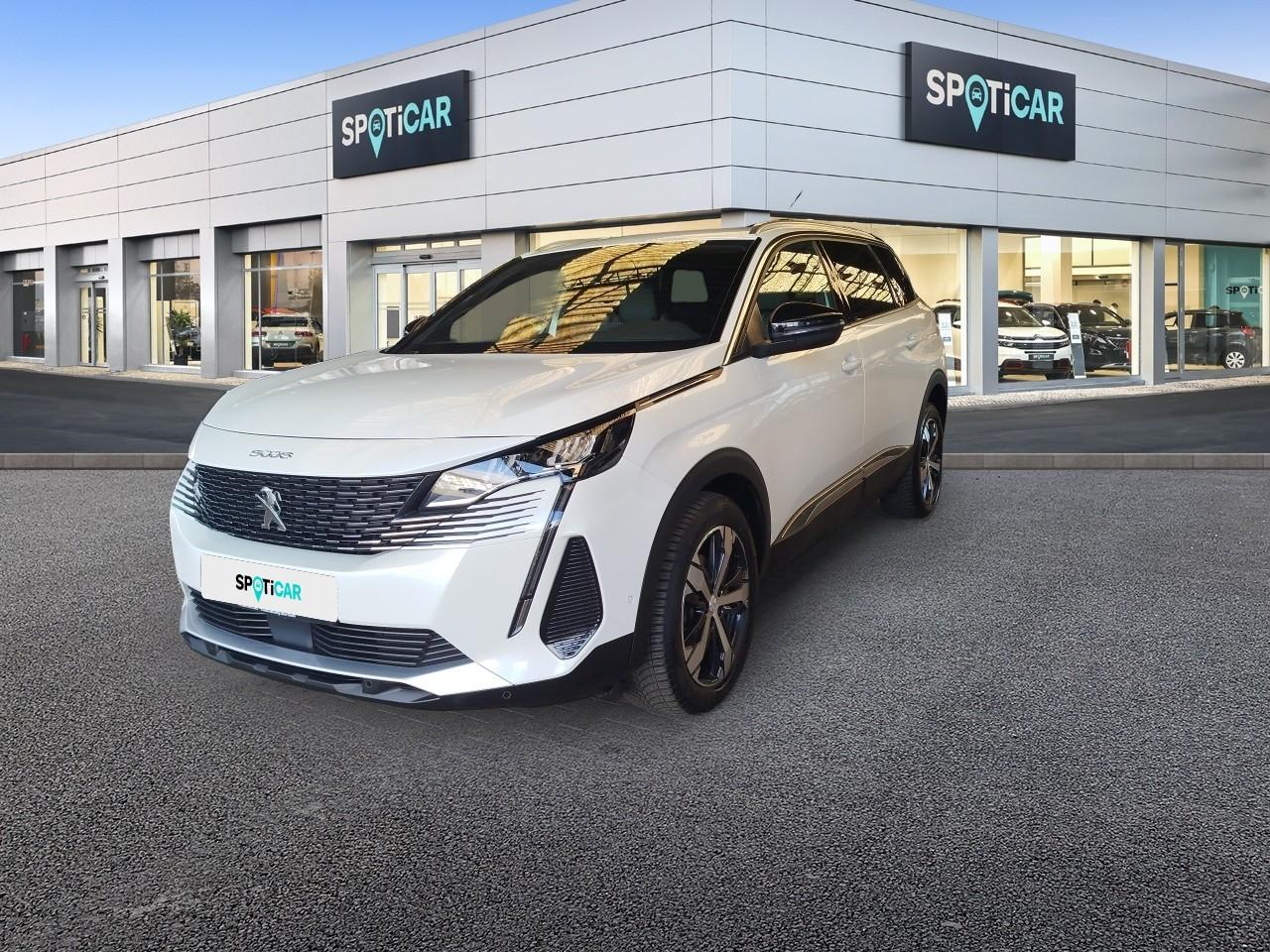 PEUGEOT PEUGEOT 5008 Gebrauchtwagen Weiß Superbenzin 2023