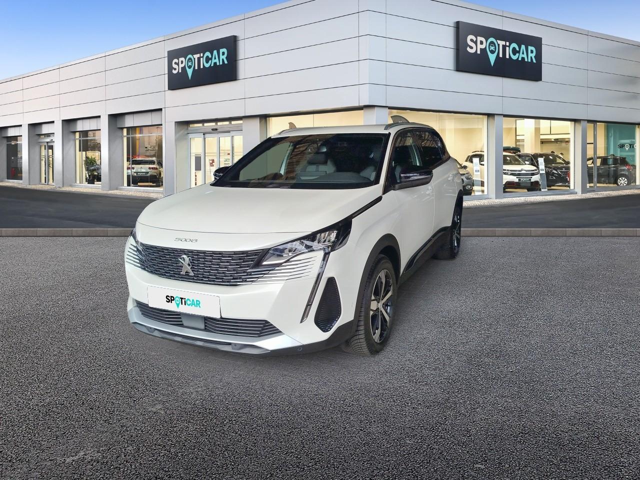 PEUGEOT PEUGEOT 5008 Gebrauchtwagen Weiß Superbenzin 2023