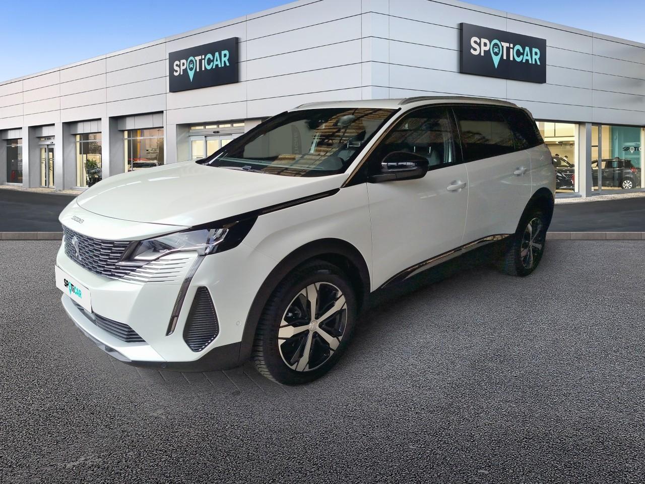 PEUGEOT PEUGEOT 5008 Gebrauchtwagen Weiß Superbenzin 2023