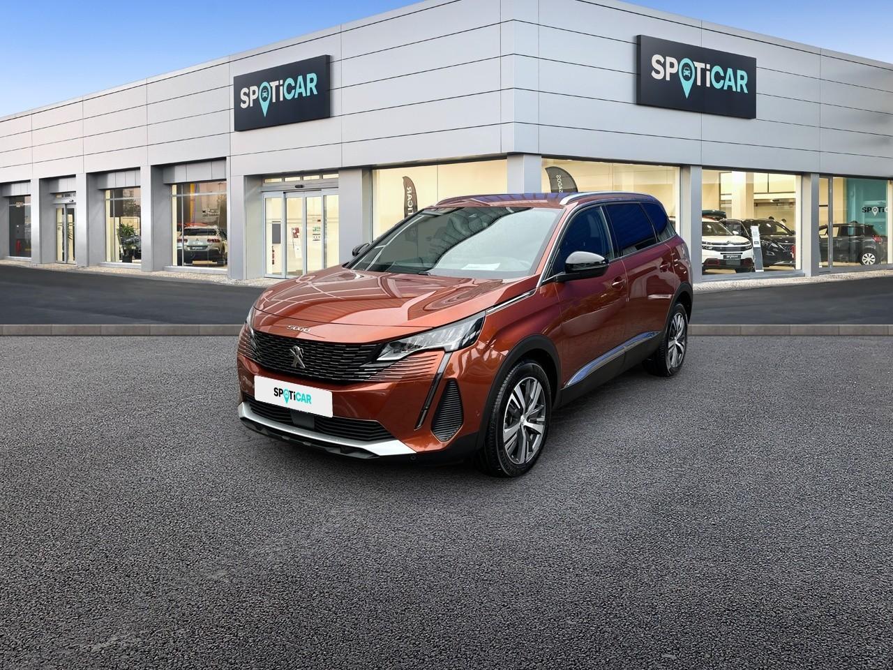 PEUGEOT PEUGEOT 5008 Gebrauchtwagen Orange Superbenzin 2023