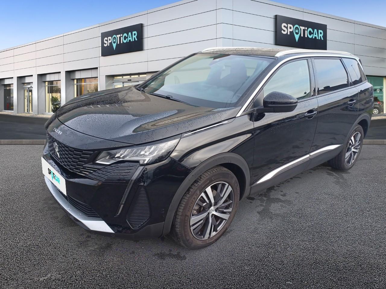 PEUGEOT PEUGEOT 5008 Gebrauchtwagen Schwarz Superbenzin 2023