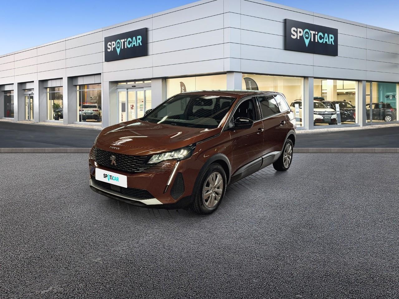 PEUGEOT PEUGEOT 5008 Gebrauchtwagen Braun Superbenzin 2023