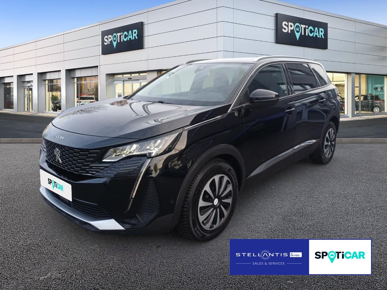 PEUGEOT PEUGEOT 5008 Gebrauchtwagen Schwarz Superbenzin 2022