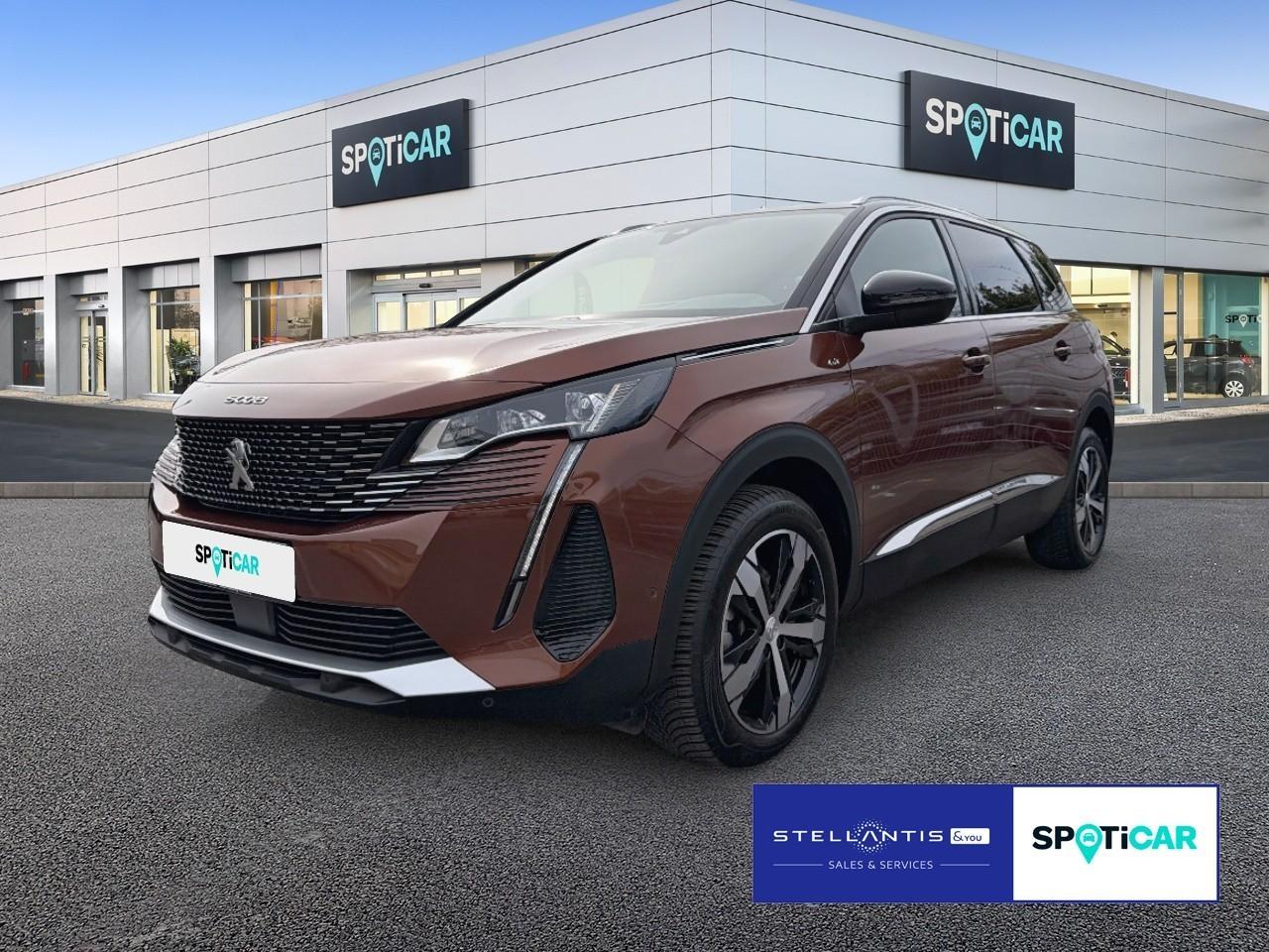 PEUGEOT PEUGEOT 5008 Gebrauchtwagen orange Benzin