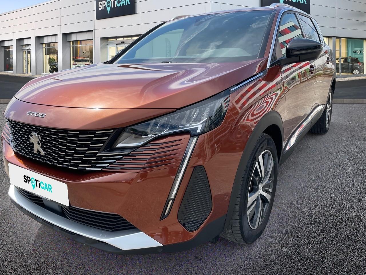 PEUGEOT PEUGEOT 5008 Gebrauchtwagen braun Benzin