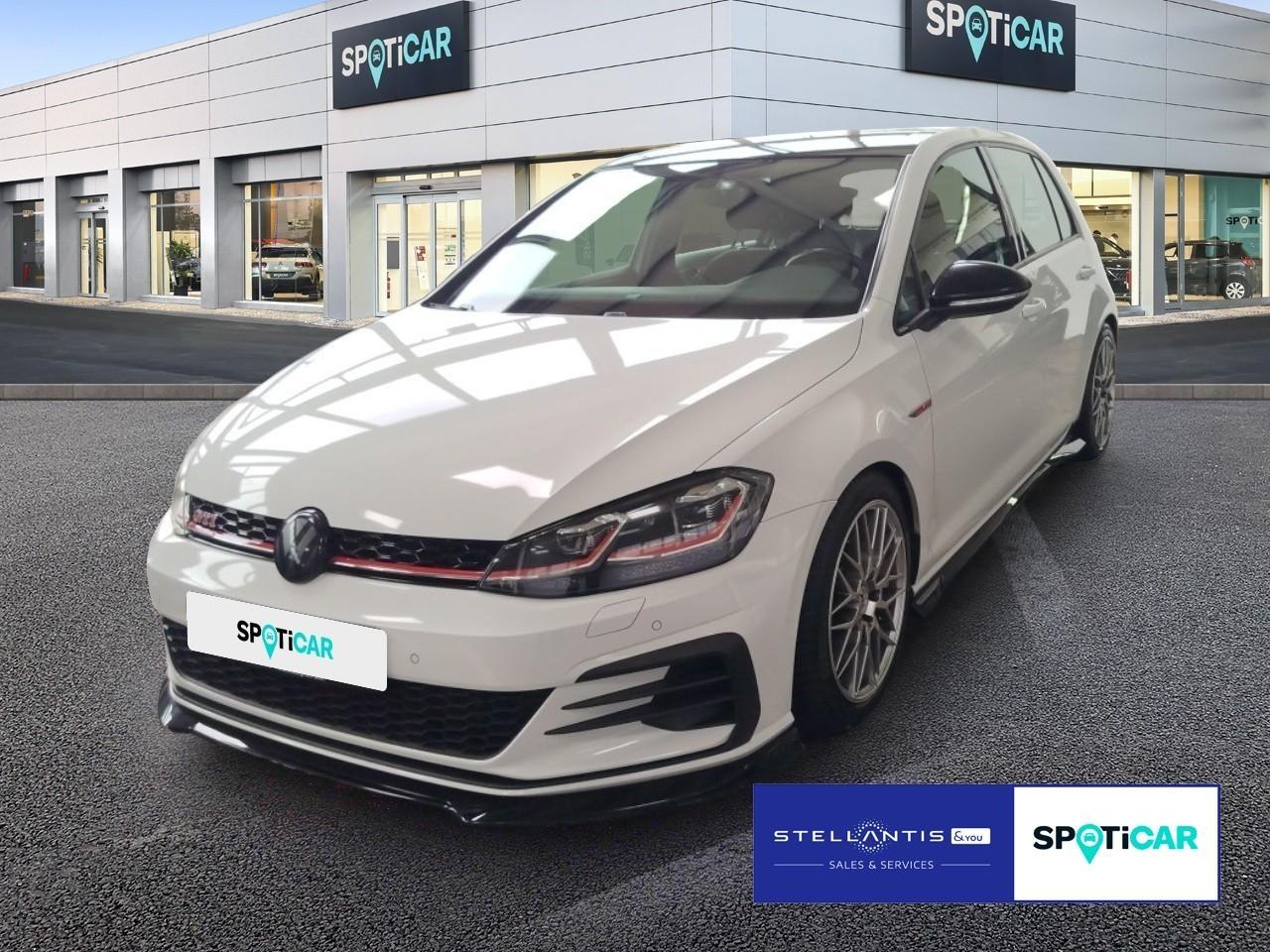 VOLKSWAGEN VOLKSWAGEN GOLF Gebraucht weiß Benzin