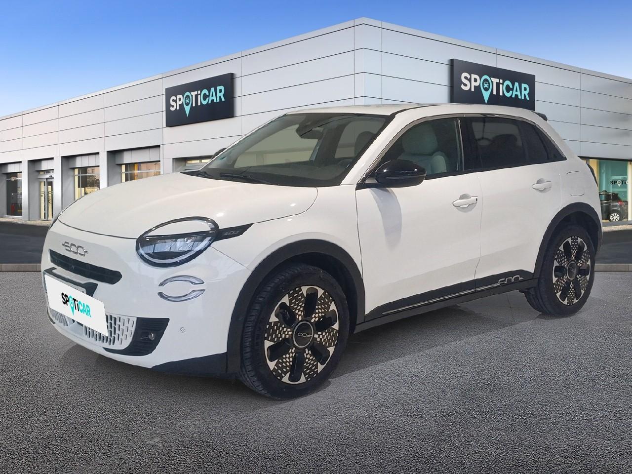 FIAT FIAT 600 Ocasión Blanco gasolina 2024