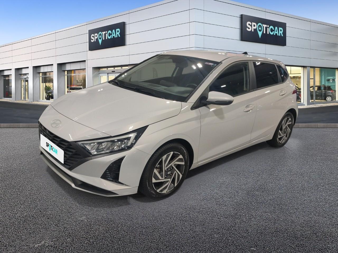 HYUNDAI HYUNDAI I20 Ocasión Gris gasolina 2025