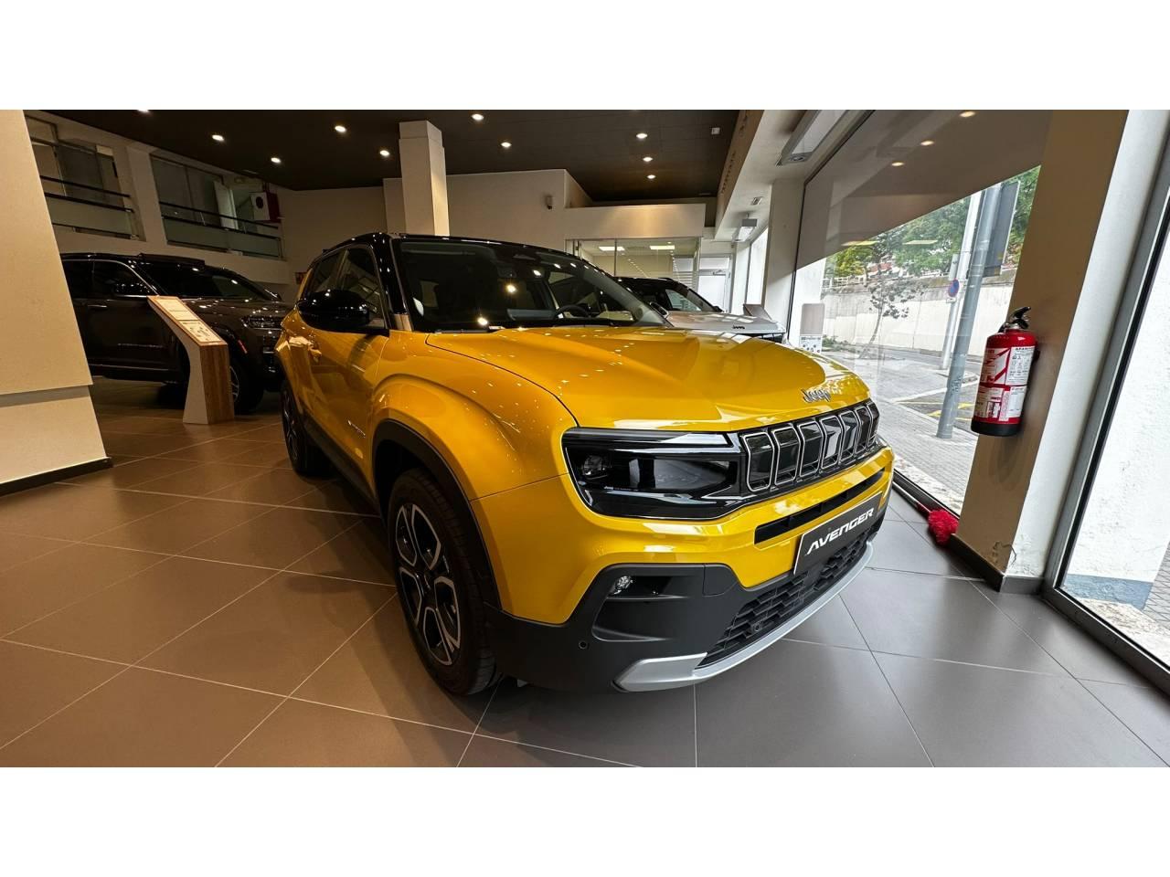 JEEP JEEP AVENGER Ocasión AMARRILO/NEGRO gasolina 2026