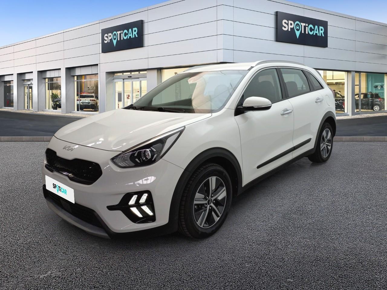 KIA KIA NIRO Ocasión Blanco eléctrico / gasolina 2022