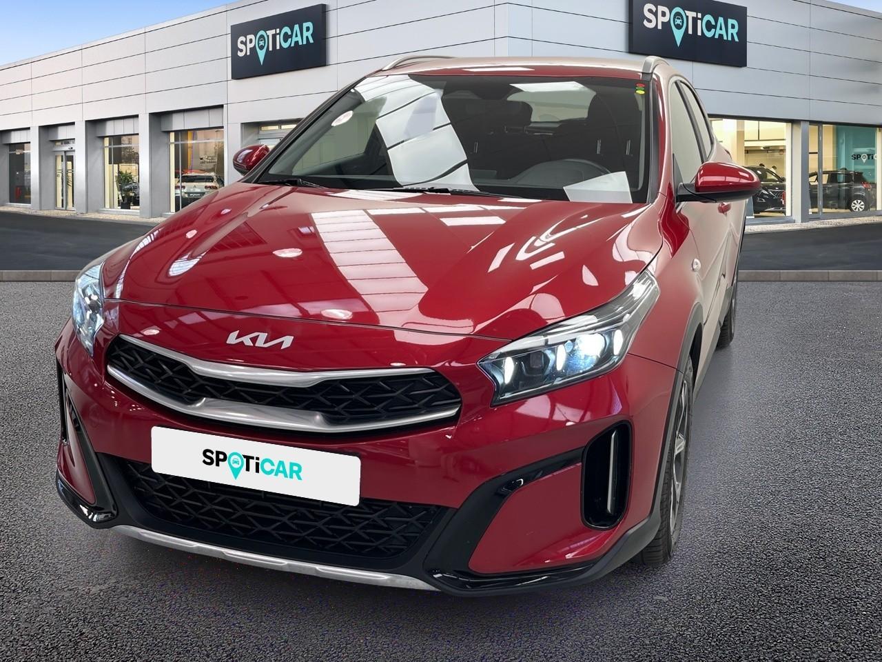 KIA KIA XCeed Ocasión Rojo gasolina 2024