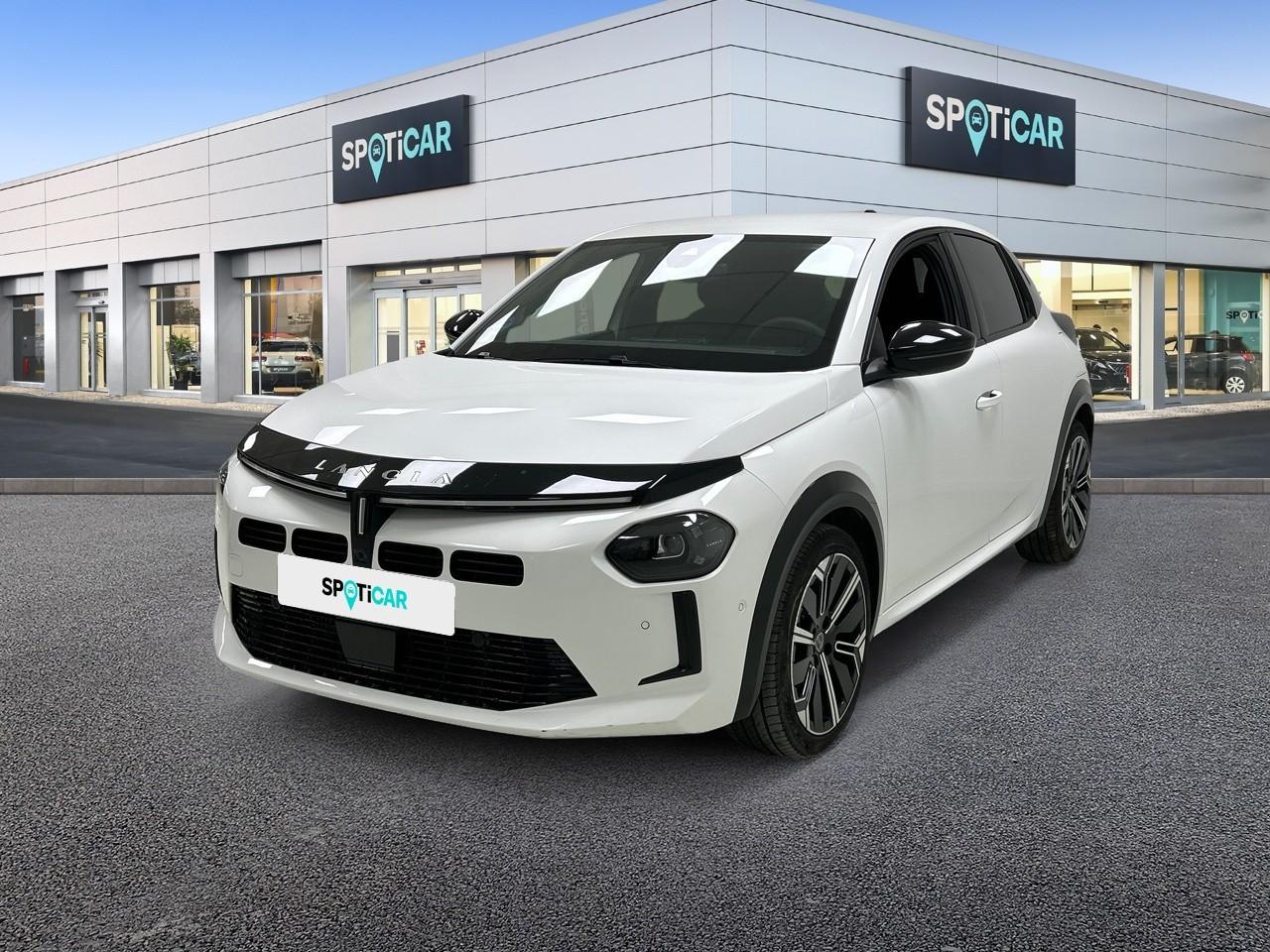 LANCIA LANCIA YPSILON Ocasión Negro gasolina 2024