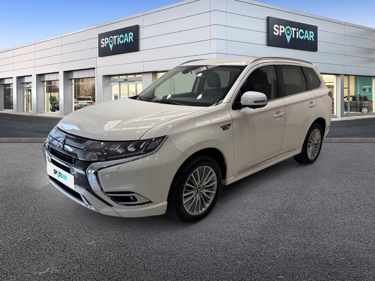 MITSUBISHI MITSUBISHI OUTLANDER Ocasión Blanco eléctrico / gasolina 2020