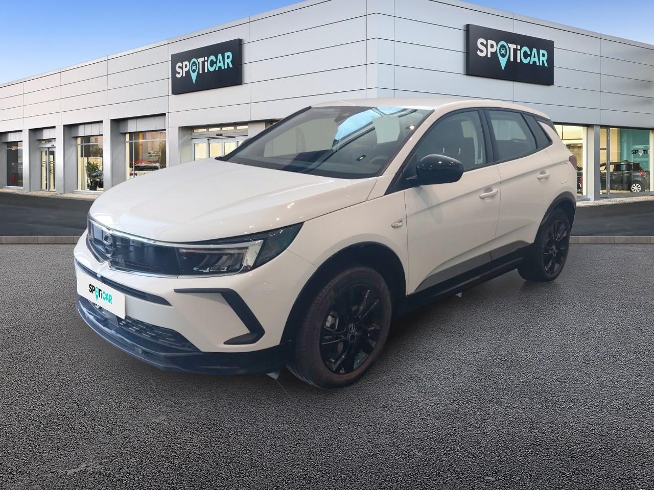 OPEL OPEL GRANDLAND Ocasión Arktis White eléctrico / gasolina 2024