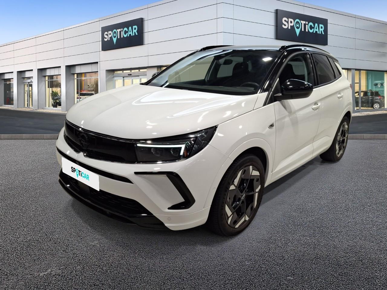 OPEL OPEL GRANDLAND Ocasión Blanco eléctrico / gasolina 2023
