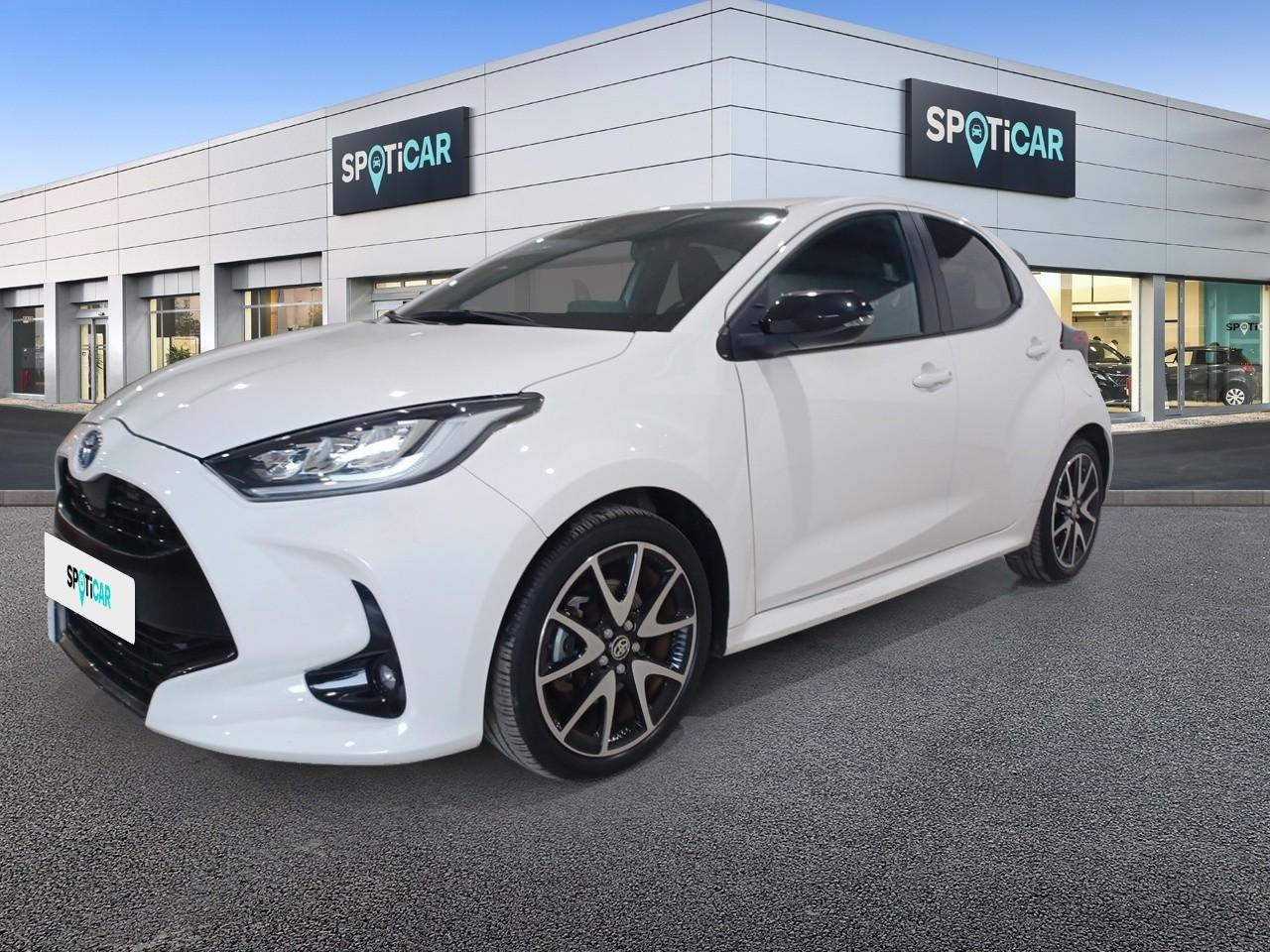 TOYOTA TOYOTA YARIS Ocasión Blanco eléctrico / gasolina 2022