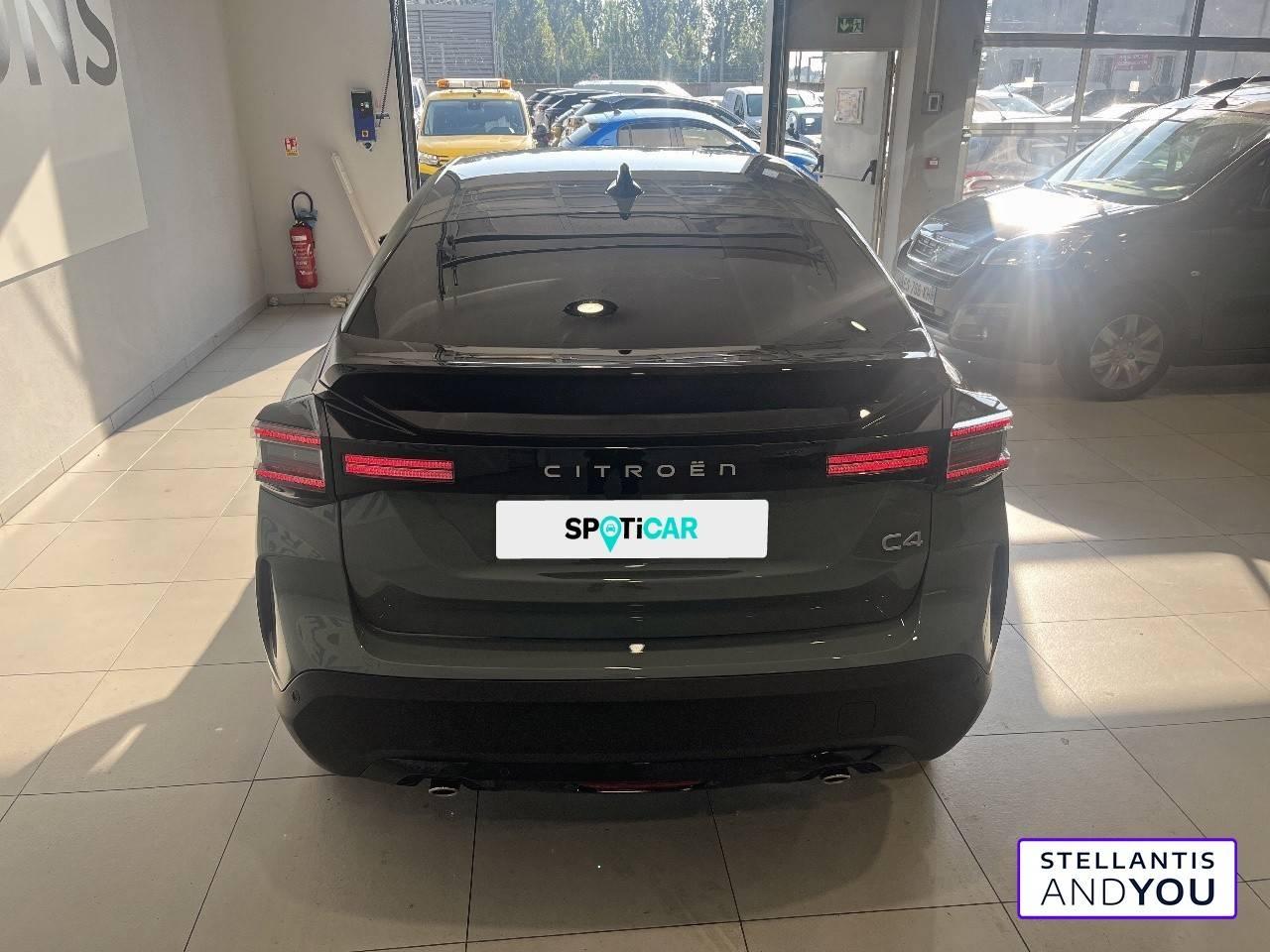 CITROEN CITROEN C4 Occasion Vert Essence sans plomb 2025