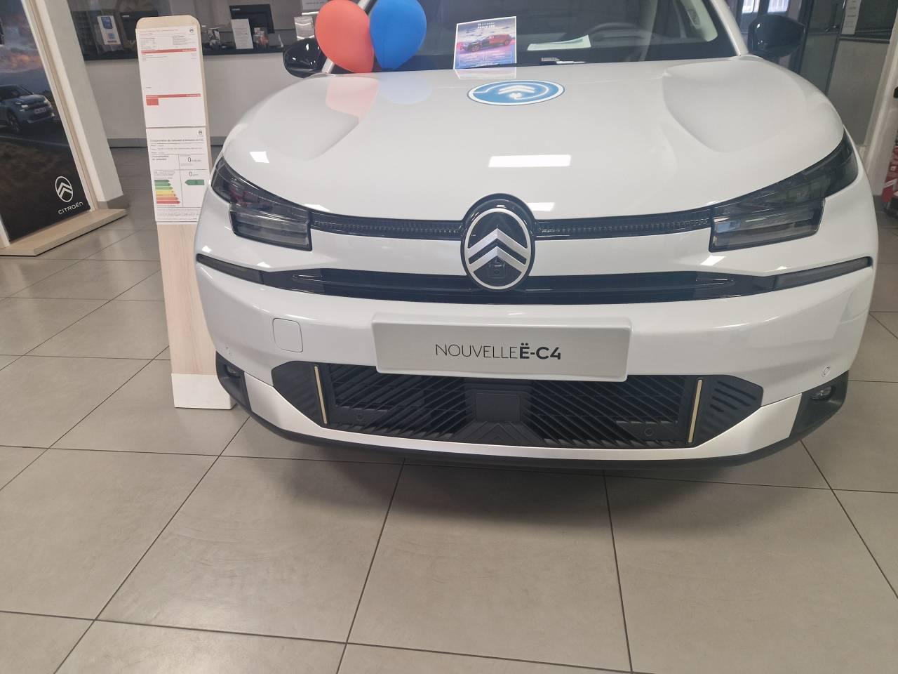 CITROEN CITROEN C4 Occasion Blanc Courant électrique 2025