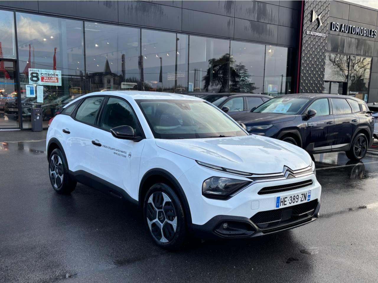 CITROEN CITROEN C4 Occasion Blanc Essence sans plomb 2025